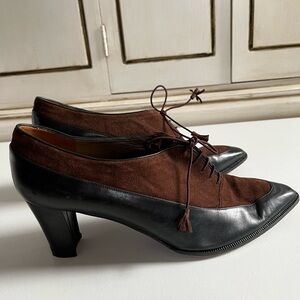 Women’s Vintage Stuart Weitzman black & brown leather suede tie heeled shoes 9